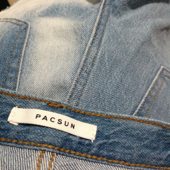 Pacsun - Picture 5 of 6